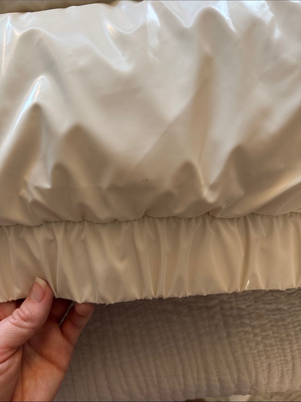 Abercrombie Ultra Mini Puffer in Ivory - Picture 10 of 10